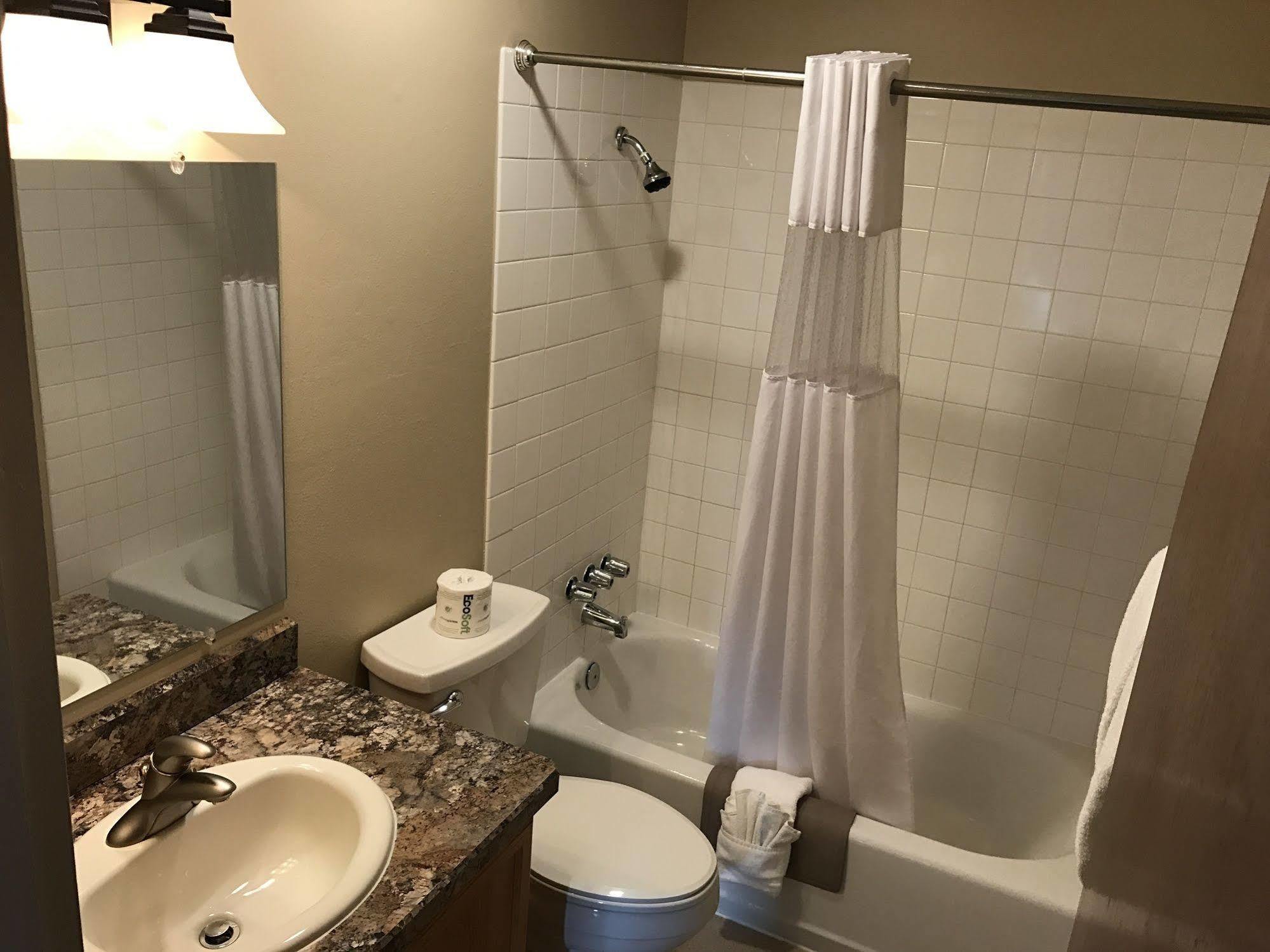 Lakeshore Inn & Suites Anchorage Zewnętrze zdjęcie